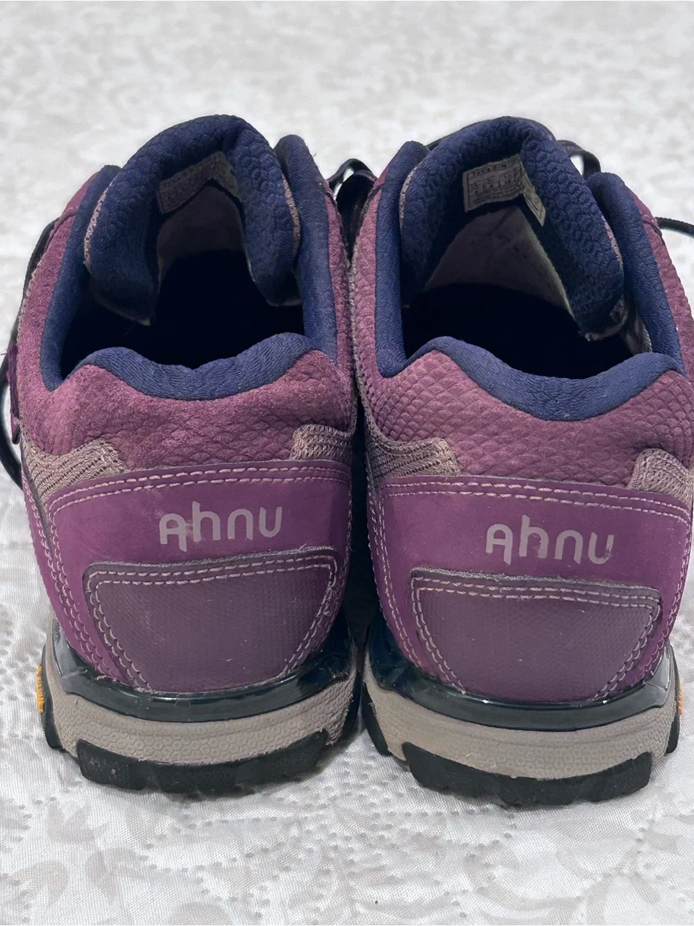 Ahnu Ripstop Sneakers 1101557 Womens Size 8 Waterproof Numentum Vibram Comfort